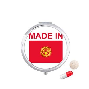 Imagem de Estojo de comprimidos feito no Quirguistão, caixa de armazenamento de remédios