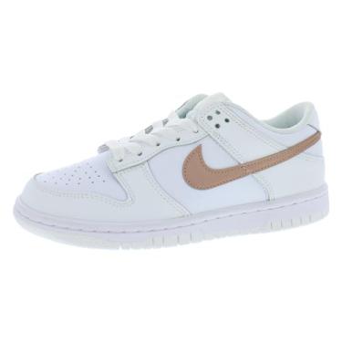 Imagem de Nike Sapatos Infantis Dunk Low SE (GS) Free 99 Centavos CZ2496-001, Branco/Bronze Vermelho Mtlc, 6.5 Big Kid