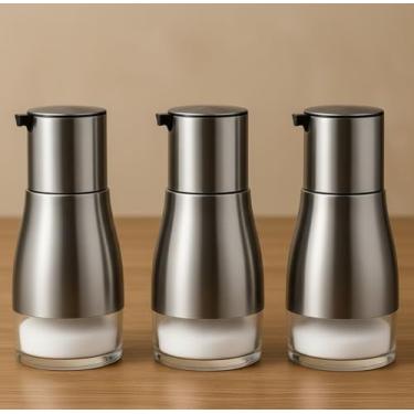 Imagem de Porta Temperos Premium em Vidro e Aço Inox, 320ml, Base em Vidro Transparente, Tampa Escovada, 15cm Altura, Ideal para Cozinha (3)