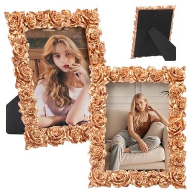 Imagem de YLMFTNU 2 porta-retratos vintage dourados, moldura antiga de 12,7 x 17,8 cm, moldura elegante de flores de resina com frente de vidro, exibição de fotos para pendurar na parede de mesa, enfeite de