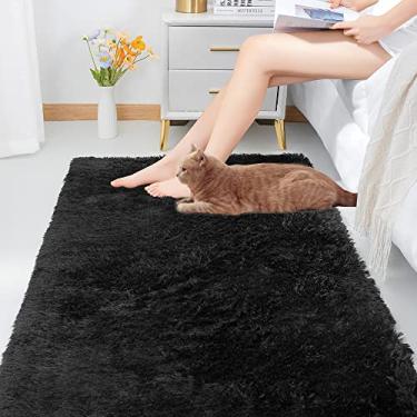 Imagem de REDASW Tapete supermacio de 0,9 x 1,5 m para quarto, tapete felpudo para quarto das crianças, tapete de pelúcia moderno para sala de estar, tapete acolchoado retangular durável, antiderrapante, preto