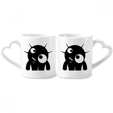 Imagem de Universe Alien Monster Alien Conjunto de canecas de porcelana para casais, coração e coração