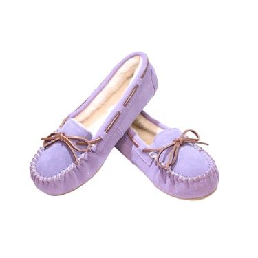 Imagem de PEDOQU Pantufas femininas mocassim de camurça de vaca para casa sapatos de pele sintética forrado com cadarço laço aconchegante interno e externo chinelo mocassim quente respirável para mulheres