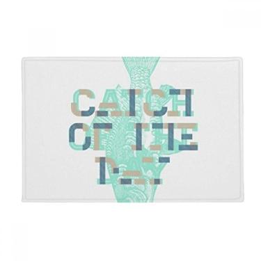Imagem de DIYthinker Catch Blue Fish Tapete antiderrapante para porta de banheiro