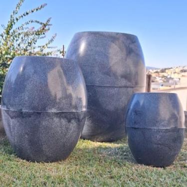 Imagem de Kit 3 Vasos Bojo Luxo Polietileno Redondo Para Plantas e Flores Artificial Natural Frutifera Area Externa E Interna Decor Sala Jardim Escritório Varanda Decoração (Cinza Premium)