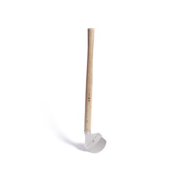 Imagem de Nisaku NJP2516 pegador médio para calçada e jardim, autêntico Tomita (Est. 1960), aço inoxidável japonês, largura da lâmina 8,89 cm, cabo de madeira polido 45 cm