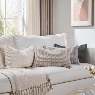 Imagem de Fancy Homi Conjunto de 4 capas de almofada decorativas retangulares lombares cinza e branco 35 x 60 cm para sofá-cama, decoração de quarto boho de fazenda, capa de almofada texturizada de veludo