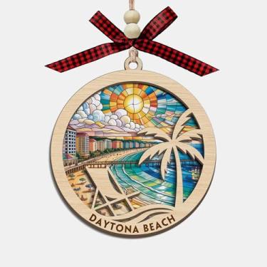 Imagem de Enfeite de Natal Daytona Beach, vitral de madeira e acrílico, enfeite de Natal para mulheres, homens, família, amigos, decoração de árvore de lembrança de praia para casa ou memória de férias