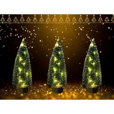 Imagem de Kit 3 Mini Árvores de Natal 15cm Altura com LED Pisca Pisca Fio de Fada de 3m, Enfeite Natal Decoração Natalina - Decoração de Natal Ideal para Mesas, Estantes e Bancadas