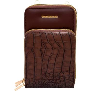 Imagem de Carteira Feminina de Couro Texturizada, Design Croco, 3 Compartimentos com Zíper, 18cm x 11cm, Alça Ajustável Destacável, Detalhe Metálico Dourado, Marrom