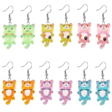 Imagem de Tckyi Brincos pendentes de gato anime, 6 pares de brincos coloridos de acrílico, pingentes de gatinho pastel Kawaii, presentes de aniversário