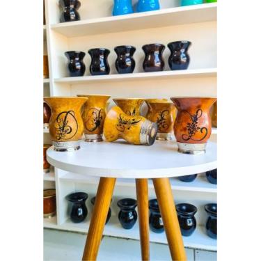 Imagem de Cuia chimarrão em porongo pé prata com inicial - Cuias Creative