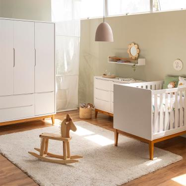Imagem de Kit Quarto Theo com Pés Square Mel - Berço + Cômoda 6 Gavetas + Guarda-Roupa 3 Portas - Branco