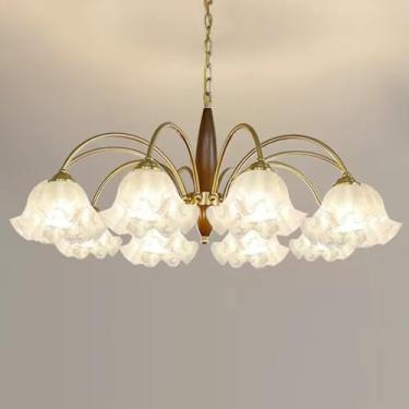 Imagem de Lustre de quarto de meninas para quarto Lustre de flores de meados do século moderno em vidro leitoso Luminária pendente de teto de madeira estilo fazenda Luminária suspensa para sala de est