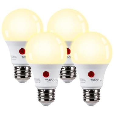 Imagem de Lâmpada LED TORCHSTAR Dusk to Dawn A19 9W 2700K Pacote com 4