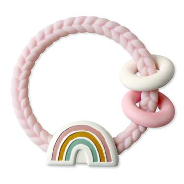 Imagem de Itzy Ritzy Mordedor de silicone com chocalho; apresenta som de chocalho, dois anéis de silicone e textura elevada para acalmar as gengivas; a partir de 3 meses; arco-íris