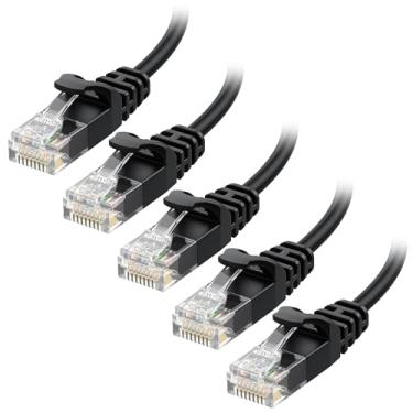 Imagem de Cable Matters Pacote com 5 cabos Ethernet Snagless Short Cat 6 de 10 Gbps - cabo de perfil fino Cat 6, cabo Cat6, cabo Ethernet fino, preto
