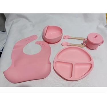 Imagem de Kit de Introdução Alimentar em Silicone - 6 Peças | Prato com Divisórias, Bowl com Ventosa, Copo, Talheres e Babador - ROSA
