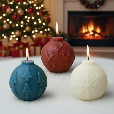 Imagem de Lounsweer 3 velas de bola de Natal 7 cm, flocos de neve marfim, rena marrom, velas verdes de cera de árvore de Natal, presentes para Natal, festa de inverno, decoração de mesa de quarto de ano novo