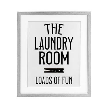 Imagem de Stupell Industries Montes de prendedor de roupa divertido impressão emoldurada preta sob vidro, design por Kim Allen, 40,6 x 33,5 cm