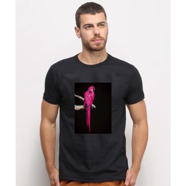 Imagem de Camiseta masculina Preta algodao Arara Rosa Arte Animais Fundo Preto
