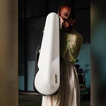 Imagem de Capa para violino tamanho completo 4/4 – Bolsa de música triangular de fibra de carbono de alta resistência com cadeado de combinação e bolsa extra – Capa rígida branca (VB-Trianglee-White Stripe Spot