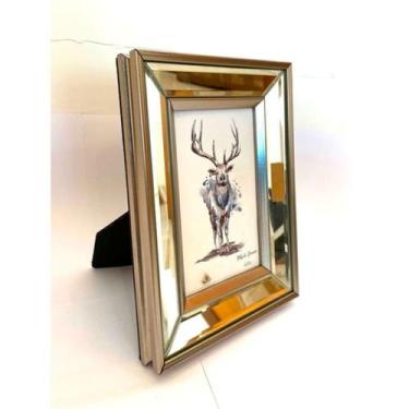 Imagem de Porta Retrato de Parede 22x17cm Espelhado Borda Prata - LUXdécor