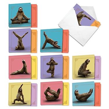 Imagem de The Best Card Company - 20 cartas de animais de ioga em branco (10 x 13 cm) – Conjunto infantil para todas as ocasiões (10 desenhos, 2 cada) – Bicho-preguiça Yoga AMQ6255OCB-B2x10
