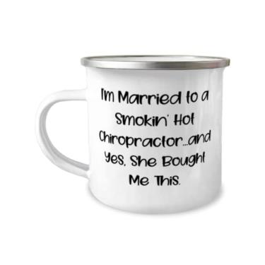 Imagem de Caneca de acampamento Love Husband 355 ml, I'm Married to a Smokin' Hot Quiropractor. And Yes, She Bought, Presentes reutilizáveis para marido,