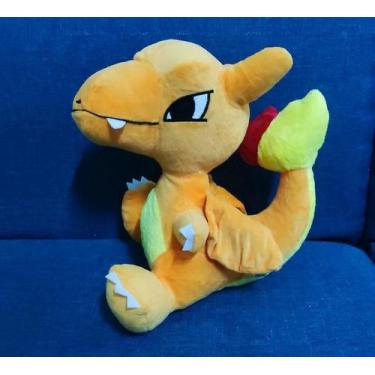 Imagem de Brinquedo de pelúcia Takara Tomy Pokémon Charizard 25 cm para crianças