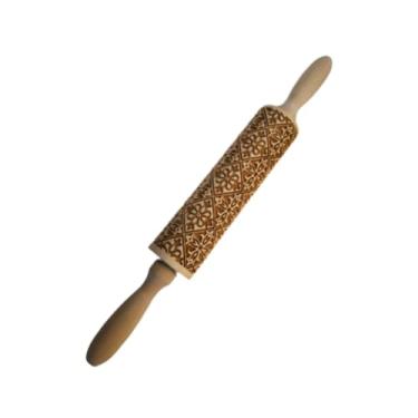 Imagem de Generic Rolo de massa de madeira com e padrão de flores esculpidas. Rolo de massa compacto e decorativo com gravado, ideal para massas doces.