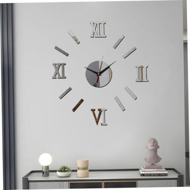 Imagem de Relógio de parede moderno, relógio de parede minimalista grande com números romanos 3D, decoração espelhada silenciosa sem tique-taque para sala de estar quarto