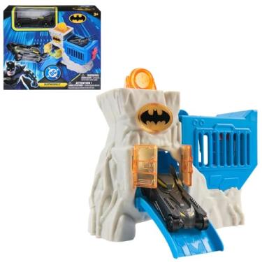 Imagem de PLAYSET MINI BATCAVERNA COM PISTA E BATMOVEL, BATMAN, SUNNY