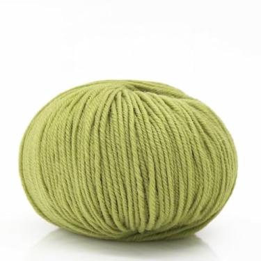 Imagem de Bolas de fio de lã premium para tricô e crochê à mão - fio de artesanato macio para suéteres, chinelos, chapéus e projetos (verde)