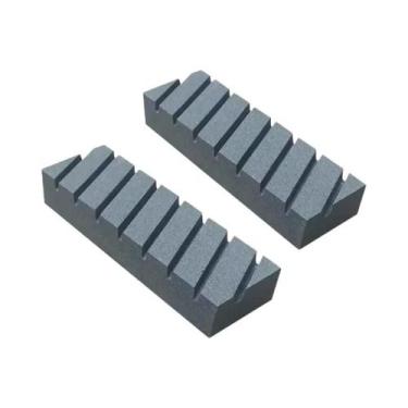 Imagem de Pedra De Afiar De Coríndon Branco 180x60mm Com Listras Horizontais Par