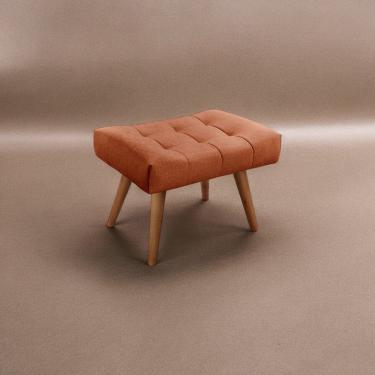 Imagem de Puff Banqueta em Madeira Maciça Theo Terracota