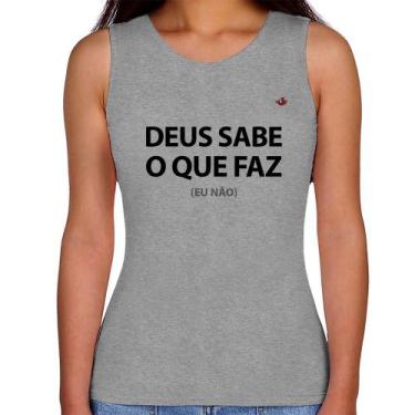 Imagem de Regata Feminina Deus sabe o que faz, eu não - Foca na Moda, Cinza, P