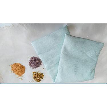 Imagem de Almofada de grão 100%natural, Linhaça, botões de camomila e lavanda. Dores nas regiões do pescoço e ombros; torcicolo; dores na coluna (cervicalgias); lesões musculares (entorses,