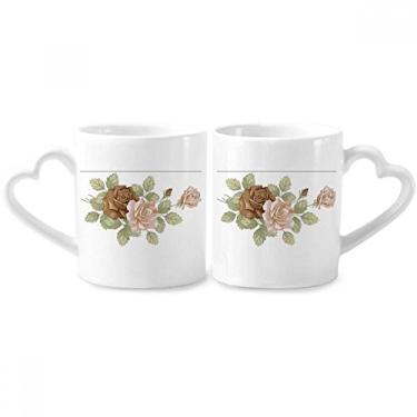 Imagem de Conjunto de canecas de porcelana de casal com rosas brancas e rosas de cerâmica para amantes de coração