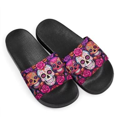 Imagem de Howilath Novidade Pantufas Patten para mulheres e homens, sandálias antiderrapantes de faixa única, bico aberto, sola macia, sandálias planas, Caveira rosa, 6 Wide