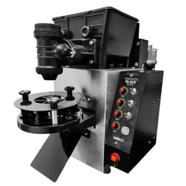 Imagem de Máquina de Fazer Salgados e Doces Compacta Black Mix 07G à 150G 5.000 