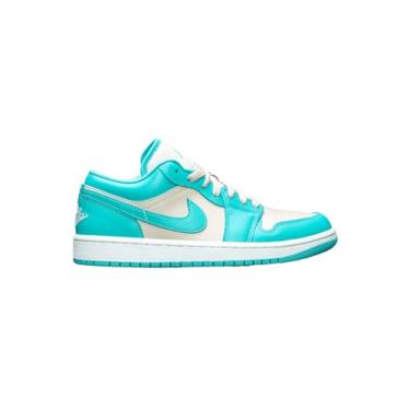 Imagem de Nike Tênis de basquete feminino Air Jordan 1 Low UNC, Sanddrift/vela azul-petróleo lavado, 10.5
