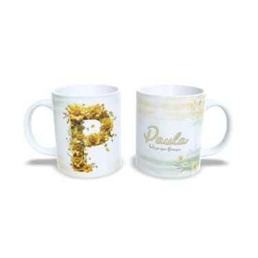 Imagem de Caneca de Cerâmica com Inicial Floral, Design Alice, Decorativa com Flores Amarelas e Brancas, 325ml (p)