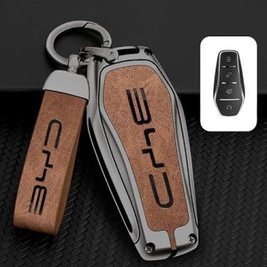 Imagem de Capa de Chave Premium BYD, Capa Protetora para Chave de Carro em Liga de Zinco e Couro – Case com Chaveiro e para BYD Qin Plus DMI, Atto 3, Han EV e Dolphin (Chumbo Marrom)
