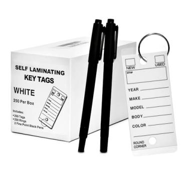 Imagem de Etiquetas de chave autolaminadas para carro, caminhão, concessionária de trailers ou loja. 250 etiquetas brancas autoprotetoras para chaves de carro com anéis cromados e 2 canetas de ponta fina.