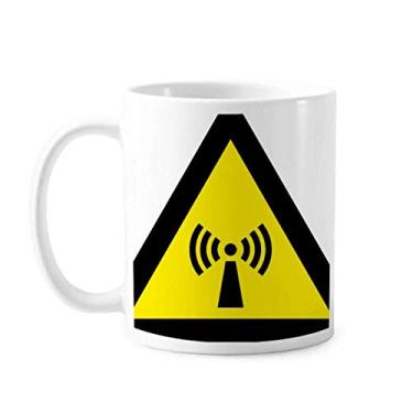Imagem de Símbolo de aviso amarelo preto radiação triângulo caneca cerâmica xícara de café porcelana louça