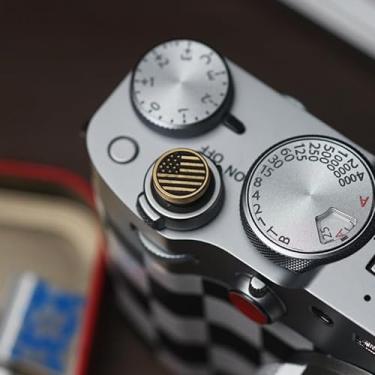 Imagem de Botão de liberação suave para Fujifilm X100V, X100F, X100T, Xpro3 e Xpro2, X-T3, X-T2, X-E3, X-E2s, X-E2, X-T30, X-T20 (latão e prata)