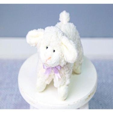 Imagem de Pelucia ovelha dolly 18 cm - detalhe laço  - CKD CONFECCOES, Lilás