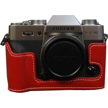 Imagem de Capa X-T30 II, capa BMAOLLONGB feita à mão de couro PU meia câmera versão abertura inferior para Fujifilm X-T30 II XT30II com alça de mão (vermelha)