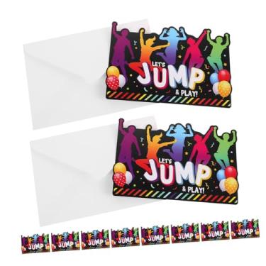Imagem de 12 conjuntos de convites de aniversário com tema de salto, cartões de convite para festas divertidas com envelopes para meninos e meninas, design exclusivo para eventos de salto de trampolim